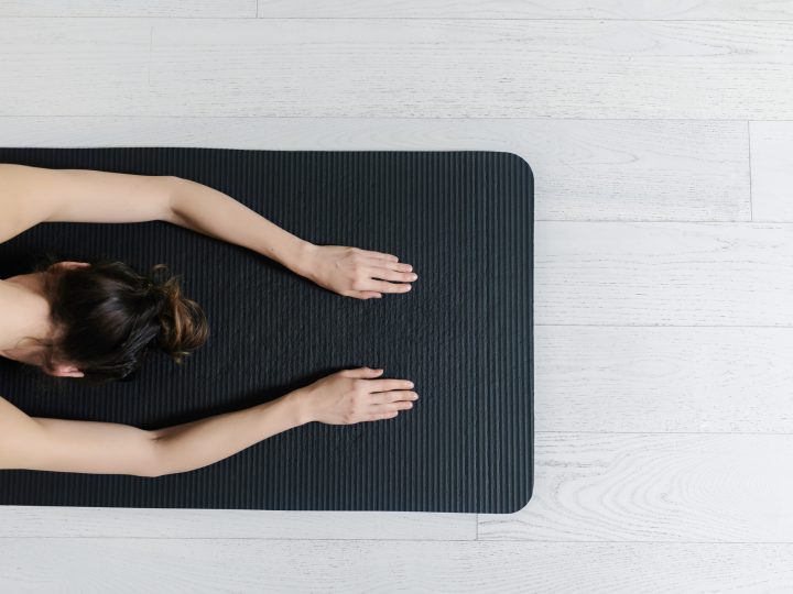 8 fijne pilates oefeningen vanuit huis voor meer lenigheid, kracht en rust